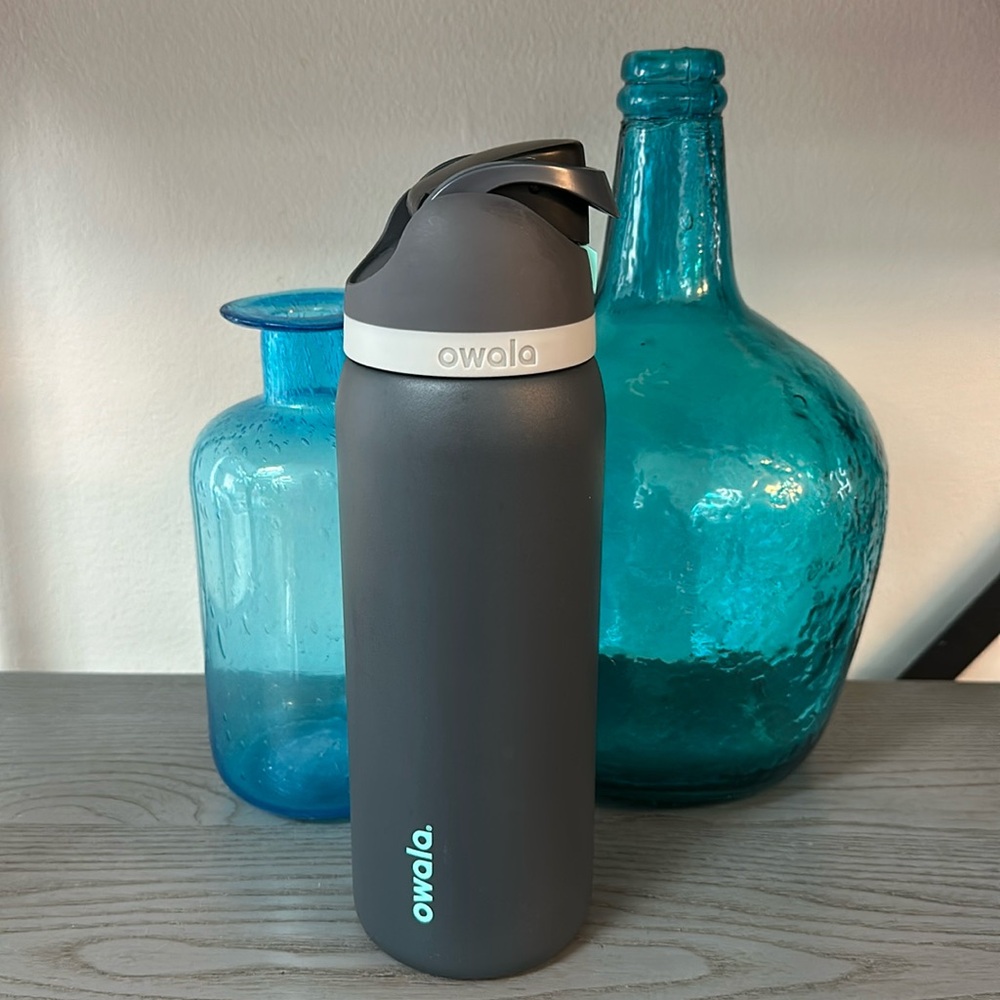 Owala 32 oz FreeSip